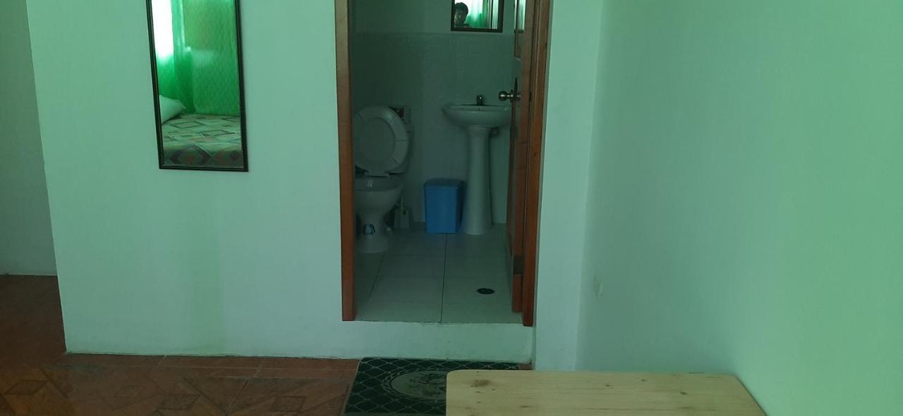 Hostal Miconia Puerto Ayora  Dış mekan fotoğraf