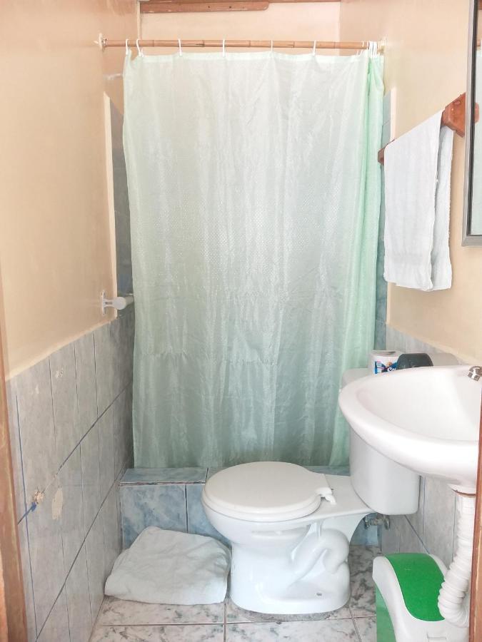 Hostal Miconia Puerto Ayora  Dış mekan fotoğraf