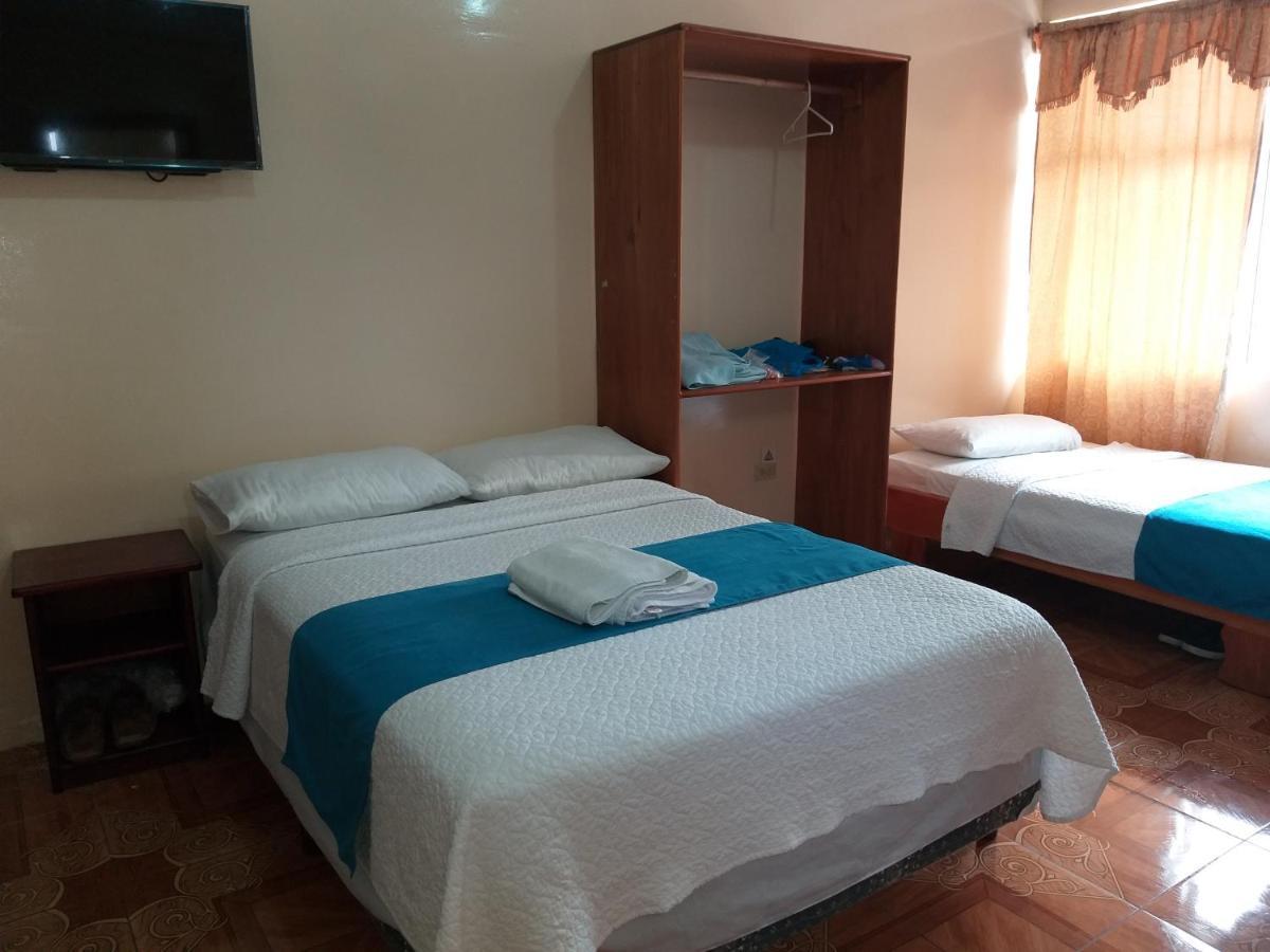 Hostal Miconia Puerto Ayora  Dış mekan fotoğraf