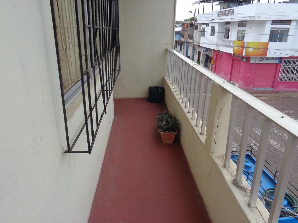 Hostal Miconia Puerto Ayora  Oda fotoğraf