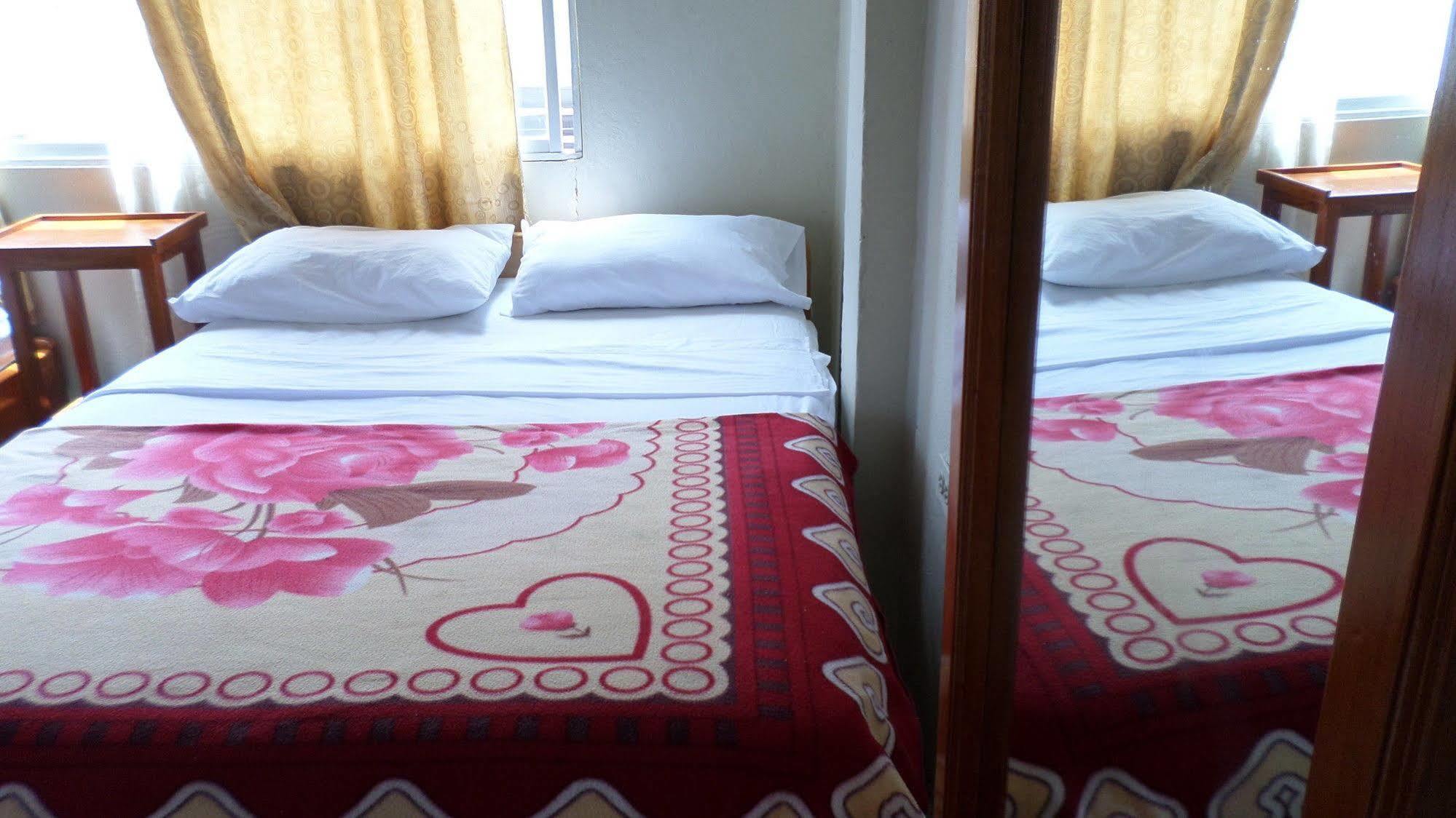 Hostal Miconia Puerto Ayora  Dış mekan fotoğraf